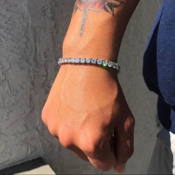 5mm White Gold Tennis Bracelet - Picture 3 of 3